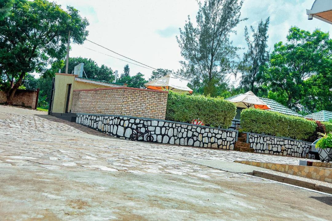 Splendor Motel Butare Exterior photo